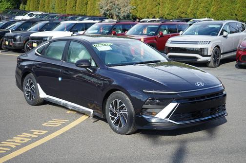 2026 Hyundai SONATA Hybrid Blue