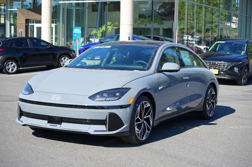 2025 Hyundai IONIQ 6 Limited