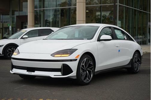 2025 Hyundai IONIQ 6 SEL