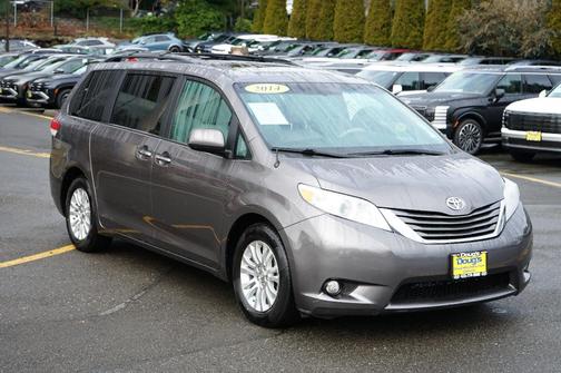 2014 Toyota Sienna XLE