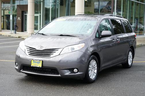 2014 Toyota Sienna XLE