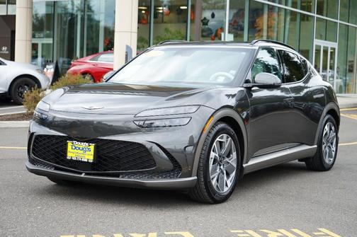 2024 Genesis GV60 Standard
