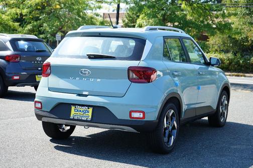 2025 Hyundai VENUE Limited