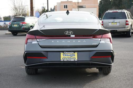 2025 Hyundai ELANTRA HEV Limited