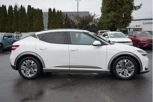 2024 Genesis GV60 Standard