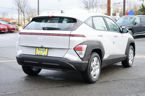 2026 Hyundai KONA SE