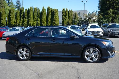 2012 Toyota Camry SE Limited Edition