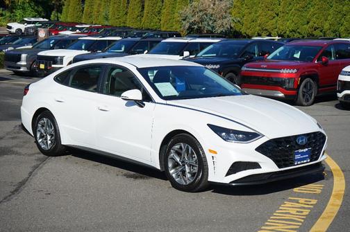 2022 Hyundai SONATA SEL