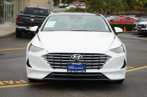 2022 Hyundai SONATA Hybrid Limited