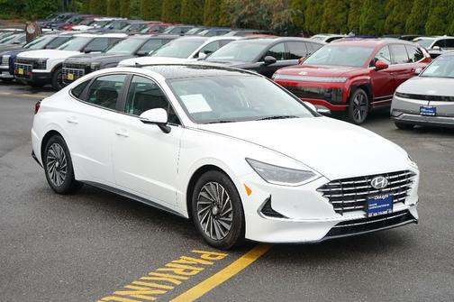 2022 Hyundai SONATA Hybrid Limited