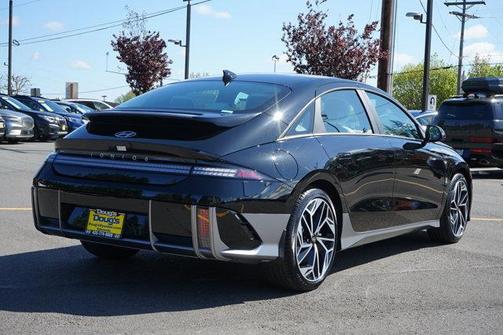 2024 Hyundai IONIQ 6 SEL