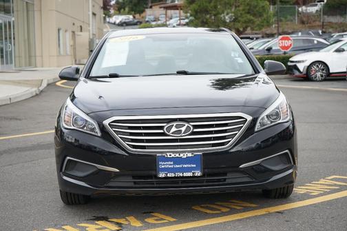 2016 Hyundai SONATA SE