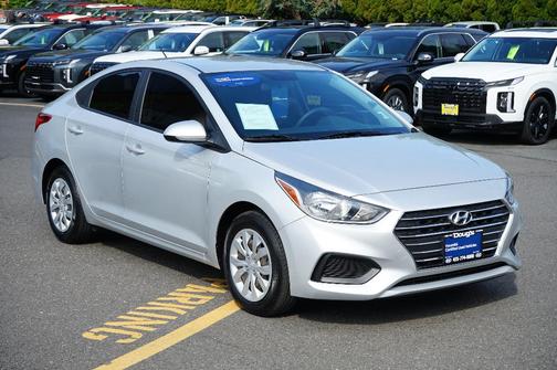 2022 Hyundai Accent SE
