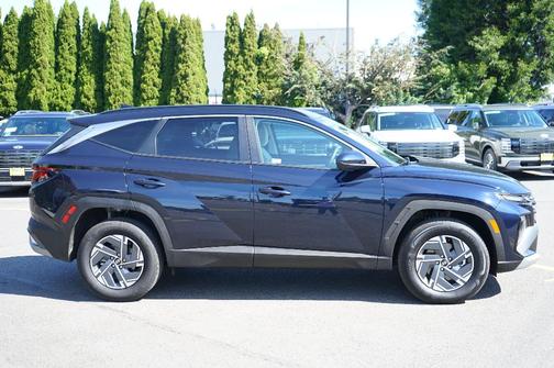 Deep Sea 2025 Hyundai TUCSON Hybrid Blue