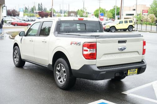 Terrain 2024 Ford Maverick Lariat