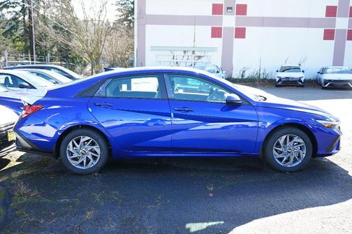 2025 Hyundai ELANTRA HEV Blue