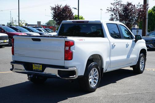 Summit White 2022 Chevrolet Silverado 1500 Limited LT