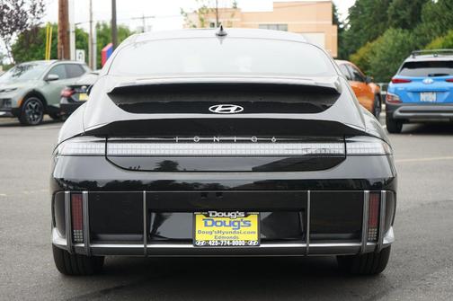 2025 Hyundai IONIQ 6 SE