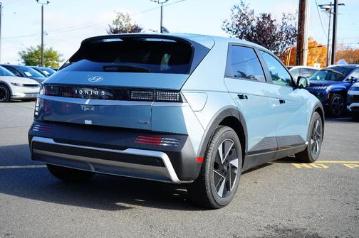 2026 Hyundai IONIQ 5 SE