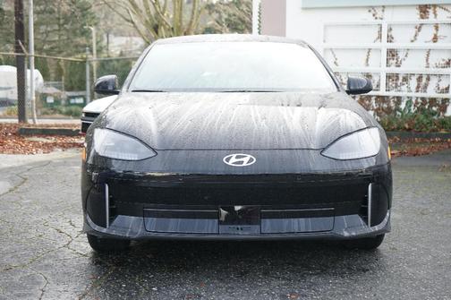 2025 Hyundai IONIQ 6 SE