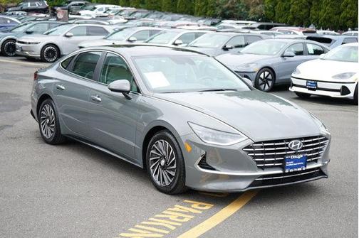 2020 Hyundai SONATA Hybrid Limited