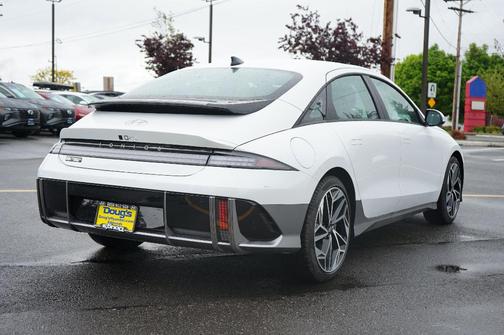 2025 Hyundai IONIQ 6 SEL