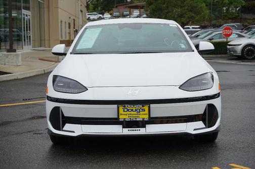 2025 Hyundai IONIQ 6 SEL