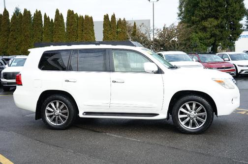 2011 Lexus LX 570 Base
