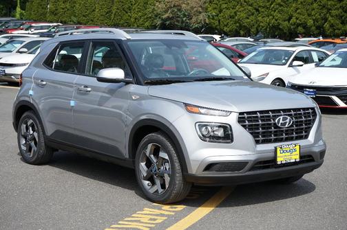 2025 Hyundai VENUE SEL