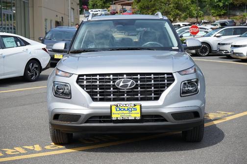 2025 Hyundai VENUE SEL