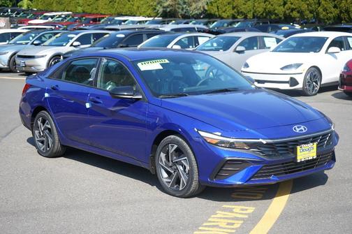 2025 Hyundai ELANTRA HEV SEL
