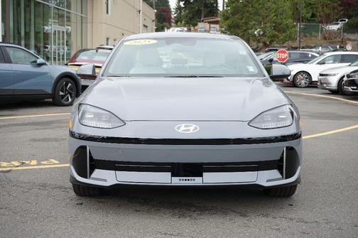 2025 Hyundai IONIQ 6 SEL