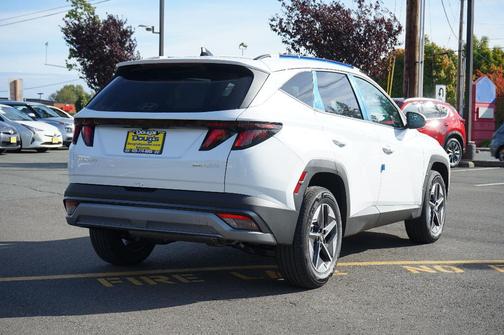 2026 Hyundai TUCSON Hybrid SEL Convenience