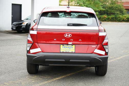 2026 Hyundai KONA SE