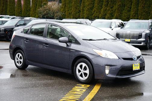 Winter Gray Metallic 2015 Toyota Prius Two