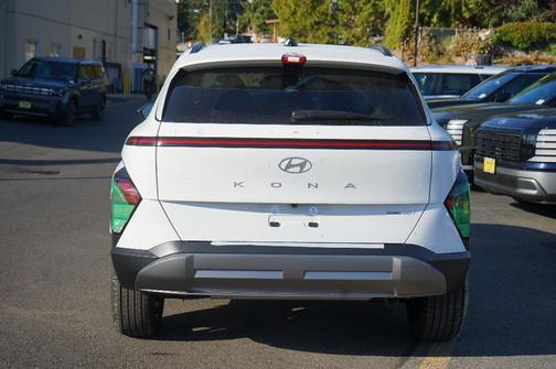 Atlas 2027 Hyundai KONA SEL
