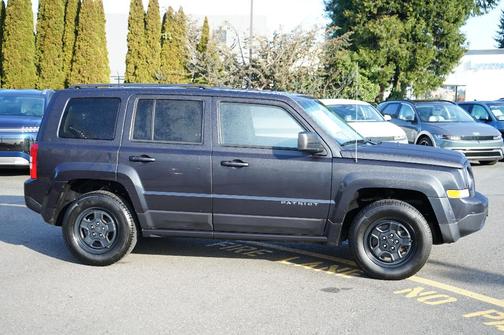 2016 Jeep Patriot Sport