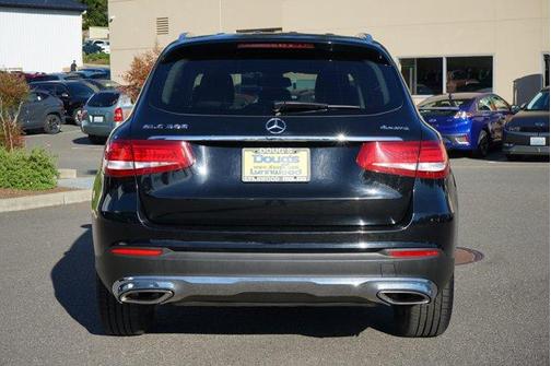 2019 Mercedes-Benz GLC 300 Base 4MATIC