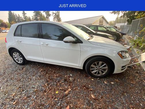 2016 Volkswagen Golf TSI S 4-Door