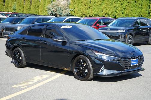 2023 Hyundai ELANTRA Limited