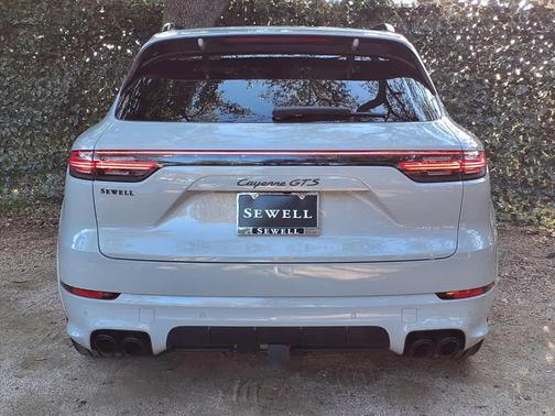 2023 Porsche Cayenne GTS