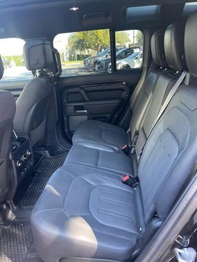 2024 Land Rover Defender P400 X