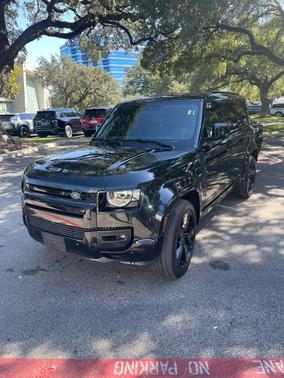 2024 Land Rover Defender P400 X