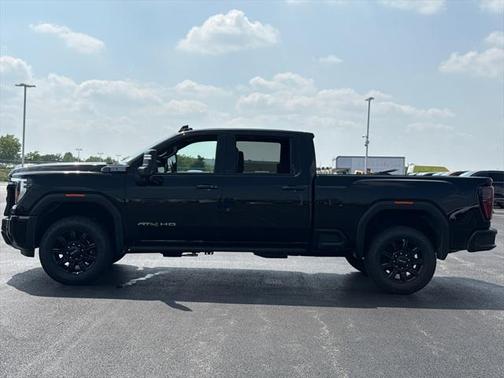 2025 GMC Sierra 2500 AT4