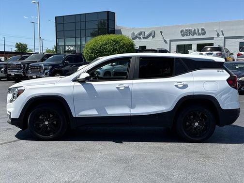 2022 GMC Terrain SLE