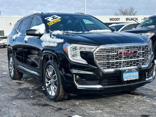 2023 GMC Terrain Denali