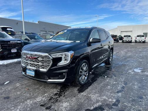 2023 GMC Terrain Denali