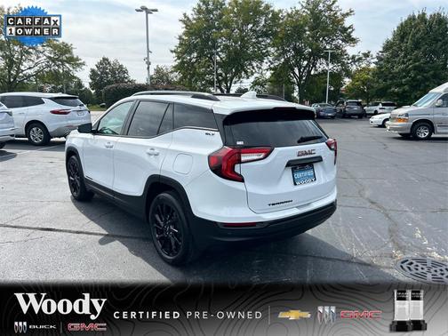 2024 GMC Terrain SLT