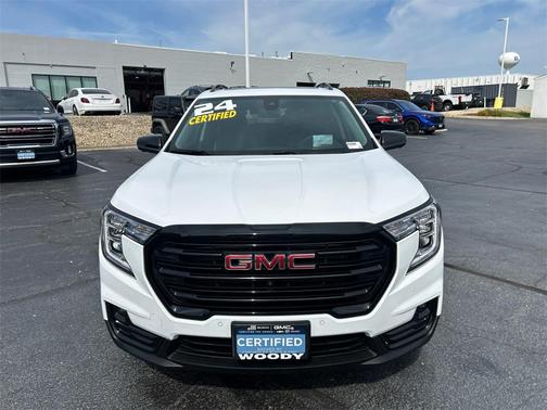 2024 GMC Terrain SLT