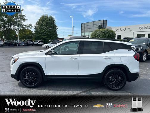 2024 GMC Terrain SLT